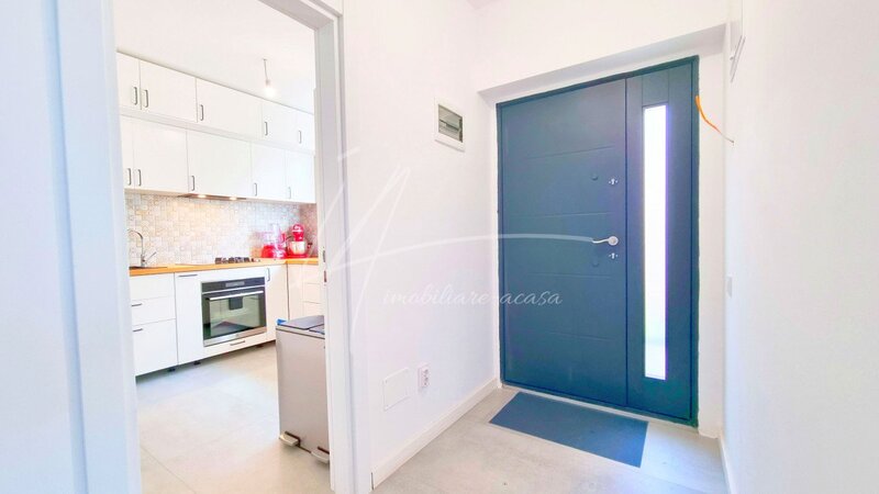 Casa in Rahova cu 4 camere, 3 dormitoare, 3 bai si terasa la pret de apartament